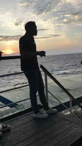 Izin pake soundnya kk@Theo Bagio Official 🎶 #fypシ゚viral #nttpride🏝🔥 #lewatberanda ###ruteng_manggarai_flores #sorotan #lewatberanda #lagumanggaraiterbaru 