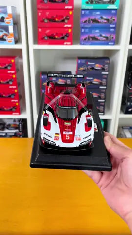 HYPERCAR DE PORSCHE 963 Le Mans - 5º ✅Escala 1/24 ✅Material: aleación metálica y plástico ABS ✅Costo: Gs. 440.000 C/U 👉🏻Realizá tu pedido ya mismo 0971 90 11 50 📲. -Envíos a todo el país 🇵🇾  #porsche #lemans24h 