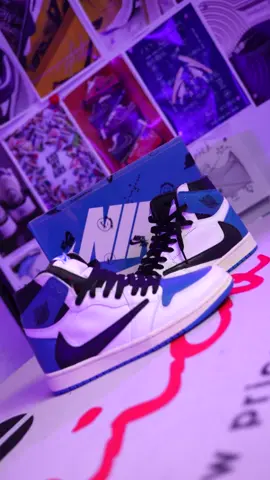 Lightning hook!🤩❤️‍🔥🔥 #fyp #vir #fypシ #school #shoes #aj1 