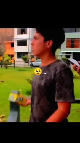 videos tristes 🙃 para tiiiiiiiii agan pedidos musicales #siganme💝 @eliasayavirioficial 