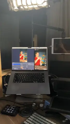 I record my reels directly from the computer using OBS Studio to ensure top quality. This setup lets me preview how it'll look on social media right as I'm recording, so I can get the framing perfect from the start. It saves TONS of time and spares me the rework.🙌 I use a vertically tilted camera, but you can easily replicate this setup using your phone as the camera, whether you're on Windows or Mac. 💻