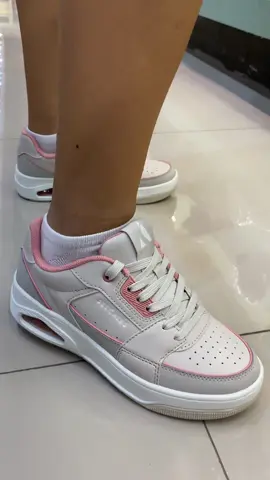 ¡LLEGARON! 😍🩷🤍 #valeryshoes #zapatillas #skechers #zapatillasskechers #zapatillasperu #skecherstreet #skecherslosangeles #memoryfoam #tendencias #zapatillasmujer #díadelamadre #mesdemama #zapatillas2024 