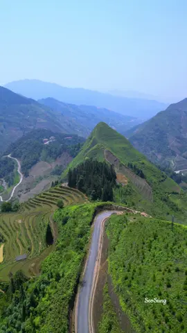 Núi gày Sán Sả Hồ TGP Bắc Hà . #nkaujkhosiab #flaycam4k #taybac #nhipsongtaybac #nguoivungcao #cuocsongvungcao #canhdep #binhyen 
