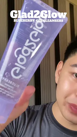 Low Ph cleansers really helps for our damaged skin barier and for healing our skin and one of the low ph and gentle cleansers in the market is this one from GLAD2GLOW #glad2glowgelcleanser #g2g 
