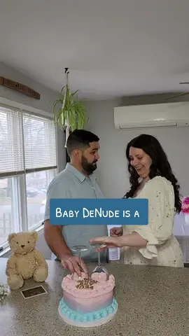 I'm already looking back wondering how time has gone so fast. Finding out baby's gender ❤️ #genderreveal #rainbowbaby #thirdtrimester #pregnancymemories 