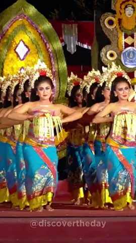 The Traditional Balinese Dance of Indonesia, TARI PENDET