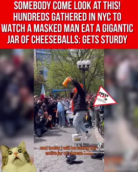 #pressplay▶️: Hundreds of people GATHERED IN #NYC TO WATCH A #glutenresistant MASKED MAN EAT A GIGANTIC jar of #cheeseballs. 