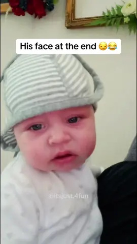 Look at the end…😂 Funny and cute babies videos #baby #funny #cute #fyp 