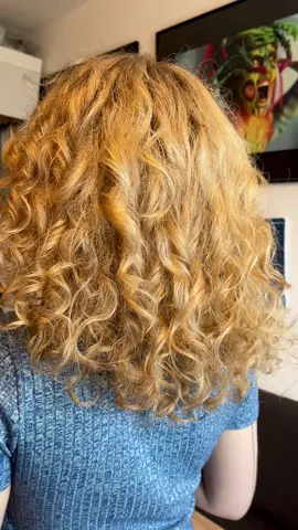 Curly hair girls will understand  . . . #curls #curlscheck #hair #blonde #reels #tiktok #Love #girl #viral #fresh #clean #longhair #reels #follow #me #fun 