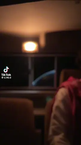 حسسيني بقربك قد ماتقدرين  واكبري في عيون ضنوني الخايبه  من برودك معي ما اخاف لو ترحلين  انتي اصلاً كذا ولا كذا غايبه  ما افترقنا ولكن شبه متفارقين مدري اهمال ولا نفسونا طايبه  المهم ان خذاك الطيش لاترجعين  انا  قد  الفراق  ولاني  بهايبه