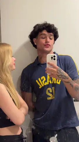 <3