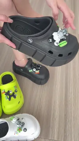 DIY sandal women shoes Kasut wanita rubber shoes square selipar beach sandals.🤩✌️so cute. very pop. #kasut #kasutmurah #shoes #rubbershoes #beachsandals 