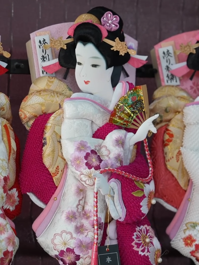 The process of making traditional Japanese dolls. The amazing workmanship of Japanese doll craftsmen #process #processvideo #making #craftsman #viral #foryou #foryoupage #trending