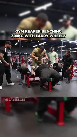 300kg is crazy 💀 #gymreaper #larrywheels #bradleymartyn #gym #benchpress #youtube #clips #fyp #foryou