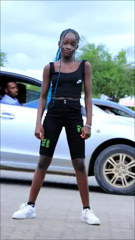 They never had a pretty girl from Kenya. @emmiekathreen #tiktokviral #tiktokke #tiktokken #viral #stemmy #fyppppppppppppppppppppppp #9stacy_felicia #viral #southafrica  #foryoupage #fypシ #foryou 