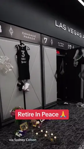 The reigning champs paying tribute to their former teammate 🙌🤣 #candaceparker #aces #champs #lvaces #retirement #WNBA #sydneycolson (via Sydney Colson)