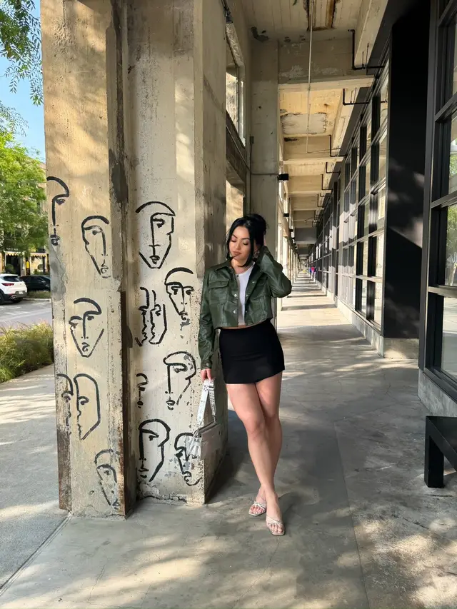 spring/summer fitttt 💞  #OOTD #springstyle #miniskirt #pinterestinspo #styleinspo 