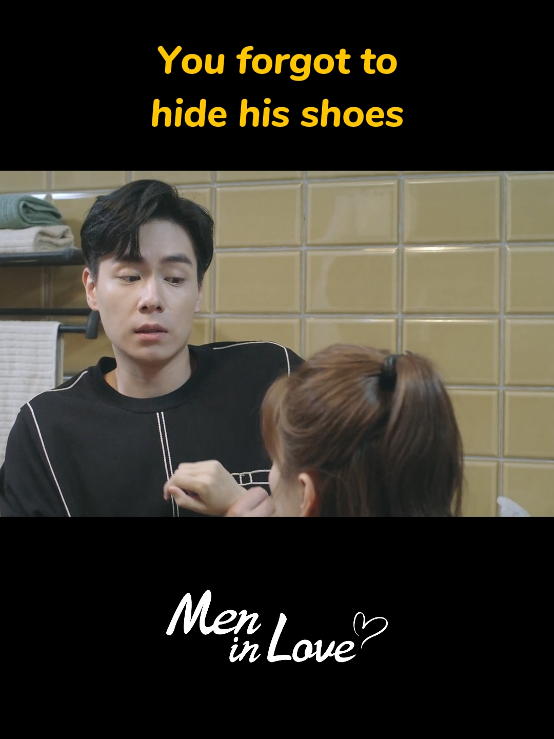 🤣You forgot to hide his shoes #iQIYI#MeninLove#HuYitian#LiangJie#DaiXu#LiuChang#SunJiaLing#WuQianYing #LiDianZun#ZhangYao