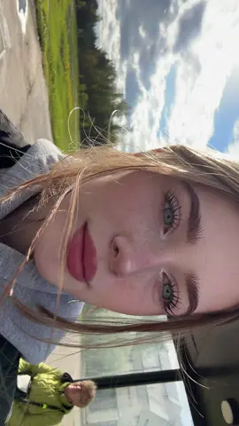 🥺