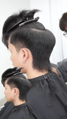 แชร์เทคนิคตัดผม Mullet #สอนตัดผมชาย #mullet #ทรงผมชาย #ทรงผมยอดฮิต #ช่างไมโคร 