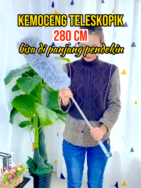2.8 Meter Kemoceng Microfiber 280cm Tarik Tekuk Panjang Alat Pembersih Langit-Langit Rumah Bisa Di Tekuk Kemoceng Order Klik Biolink Kode Barang #2 Kemoceng  #jadiberes #rumahminimalis #Home