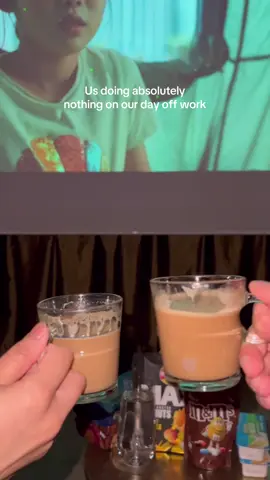 Sleeping half the day, watching netflix the other half 🥱📽️ #workmemes #relatablememes #relatablevideos #fyp #couple #breakfastinbed #movienight #netflix #husbandwife #lazy 