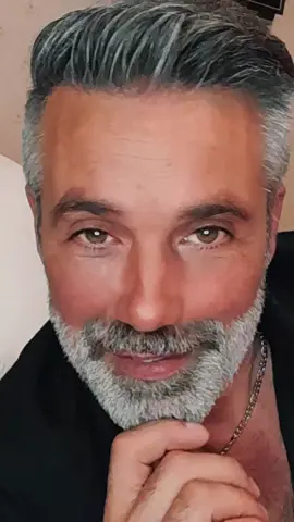 🛏 Buonanotte Buenas noches Good night #italianman🇮🇹 #Moda #italianboy #sicilia #amore #ItalianFashion #menfashion #italiano🇮🇹 #latinos #perte #Tiktok #Dottore 