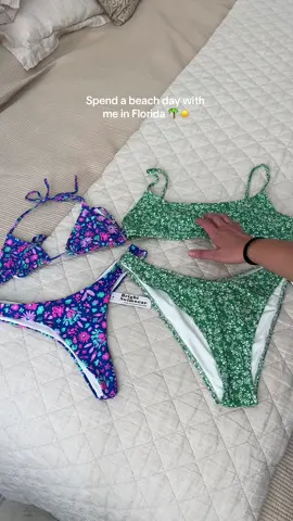 The cutest suits from @Bright Swimwear obviously made this beach day 10x better ☀️👙 #beachday #rosemarybeach #brightswimwear #clearwaterbeach 