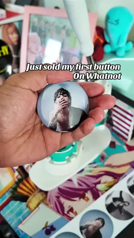 My first order on @Whatnot. #jungkook#whatnot#button#kpop 