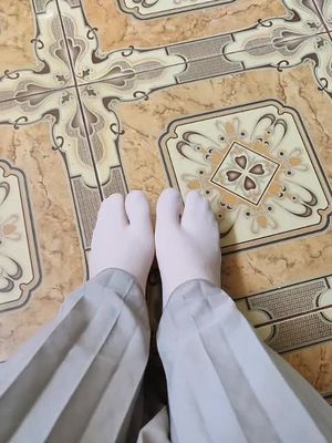 emang paling nyaman kemana mana pakai kaos kaki ☺ #kaoskaki #kaoskakimurah #kaoskakipolos 