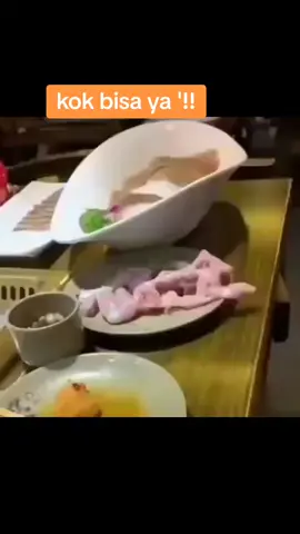 kejadian aneh tapi nyata #fyp #tiktokhorror #kontenhoror #fypシ #viral #horror #penampakan #hantuviral #seram #hantu #merinding 