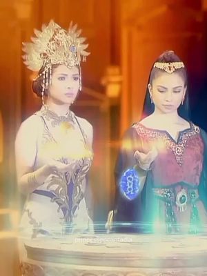 Plano ng mga Sanggre Hara at Rama ay makipagsundo kay Avria upang wala ng magaganap na digmaan sa Encantadia. Ngunit, makikipagsundo ba ng tapat si Avria? 💕🥰😪 #encantadia #sanggre #encantadiachronicles #gma #gmanetwork #pirena #amihan #alena #danaya #encantadia2005 #encantadia2016 #encantadia2024 #fyp #fypシ #foryou #fypシ゚viral 