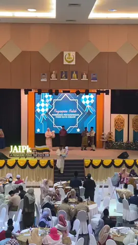 (Jamuan Raya Jaipk 2023) Alhamdulliah Pejabat Agama Gerik Berjaya Mendapat Tempat Pertama Dalam Kategori Video Raya Kreatif Pejabat Agama Daerah👏  Alhamdulliah🤲  Dan Tahniah Juga Kepada Tuan Pegawai Tadbir Agama Gerik Atas Anugerah Cemerlang Jaipk 2024 @khairulbasri612  #padgerik #padgrk #syukuralhamdulillah #syukurselalu #videorayajaipk #jaipk #rayajaipk2024 #fypシ゚viral #fybシ #apc #alhamdulillah❤️ 