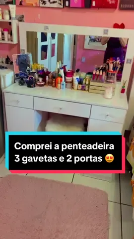 Chegou minha penteadeira 3 gavetas e 2 portas do mercado livre.  Estava louca por essa penteadeira, e quem quiser faço um vídeo mostrando melhor ela. 🥰❤️ .  #penteadeira #penteadeiracamarim #make #fyp #comprinhas #drewsmooth #abrindocomprinhas #foryou 