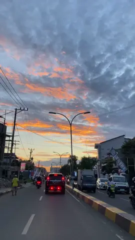 pesona bone 😍😍 #fypシ゚viral #berandatiktok #sunset #langitfavorit #sulawesiselatan #bonekotaberadat 