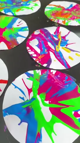 Spin Art. ✨ SAVE to remember to give it a go. 🥰   #ideasforkids #ourplay2day #kidsactivities #learningthroughplay #funforkids #simpleplayideas #parentsoftiktok #earlyyearsideas #eyfs #funforkids2023 #kidsactivityideas #ks1 #ks2 #teachersoftiktok #teachertok #artforkids #craftsforkids #earlyyearsfun #prek #sciencefun #kidsdiy #preschoolteacher #preschoolactivities #preschoolathome #kidsactivity  #getkidscrafting #earlylearning #invitationtoplay #playmatters #toddleractivities #earlychildhoodeducation #playathome #finemotorskills #playideas #onthisday 