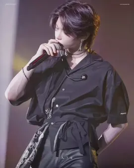 Mr Lee 🎸 #felix #leefelix #rockstar #skz 