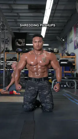 Shredding pushups (Build muscle & burn at the same time) Why I say shredding pushups..? I added a lot of dynamic movement to these pushups, which will mimic a HIIT/cardio session Add high intensity movement to any exercise and it turns into a cardio session  At the same time we are building strength, power and endurance.  Save this  3 SETS OF EACH REP RANGE 12 60 SEC BREAKS IN BETWEEN  Let’s build & burn 🔥 #hiit #cardio #pushup #pushupchallenge #workoutroutine #workoutvideos #strengh #power #endurance 