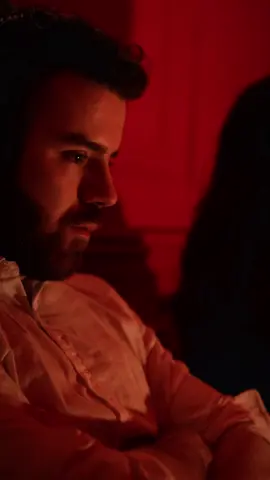 Si la Mort est l’Amour se rencontrent, voici ce que ça donne : l’histoire d’Hadès et de Perséphone, Dieu des Enfers et Déesse du Printemps. Découvrez la saga d’Hadès  @Les éditions Hugo New Romance #hugonewromancen #lasagadhadès #BookTok