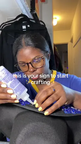 Who knew crafting could be so healing @craftsbycharmaine 🥹❤️ #crafting #diyproject #diyprojects #craftingtiktok #passionproject #fypage 