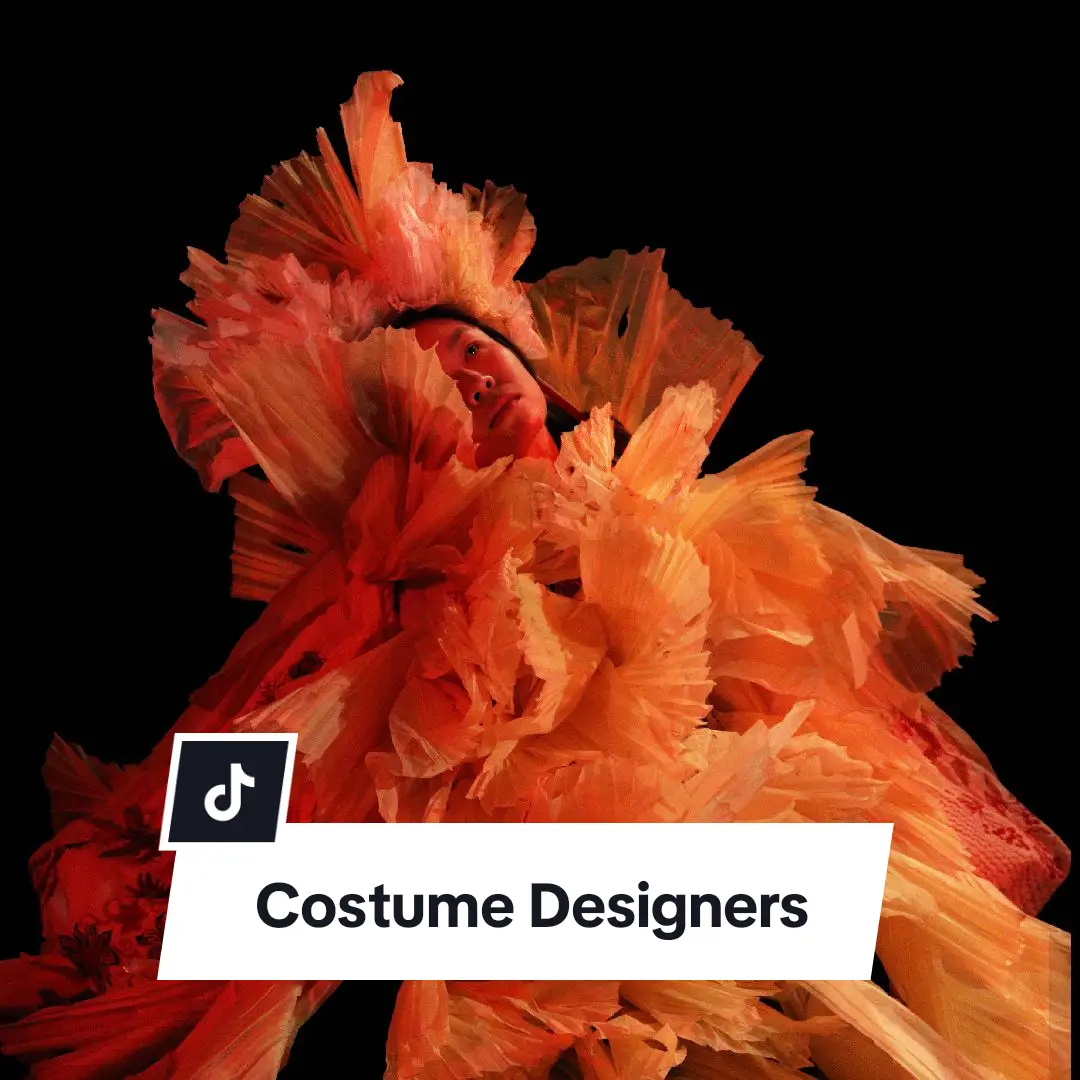 Are you looking to hire, commission or collaborate with costume designers? Head over to UALshowcase.arts.ac.uk and connect with recent graduates from an unrivalled variety of disciplines, including costume design and so much more. #UALShowcase #CostumeDesign 