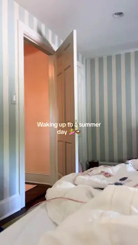 Home🪺🪺🤗🤗🤗🫛🫛🫛  #roomdecor #morningroutine #morning #nancymeyers #nancymeyersaesthetic #wallpaper #cozyathome #Home #homedecor #morningvibes #dogsoftiktok 