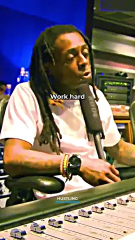 A 23 year old is making $100,000 a month with Instagram, while you keep scrolling on TikTok...   Check the 🔗 in my bi⭕ to learn how he does it! #lilwayne 