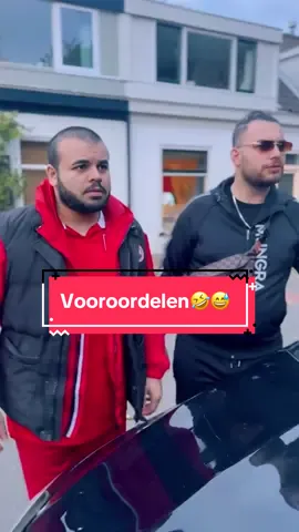 Niet zo toch?🤣🤦🏻‍♂️ #ezkimo #fyp #lachen #grappig #sketch #vooroordeel #viral #vrienden @AdemDemir @Murii 