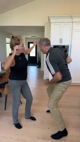 could they be any cuter 🥹💗🙏🏼 #80smusic #dancetrend 
