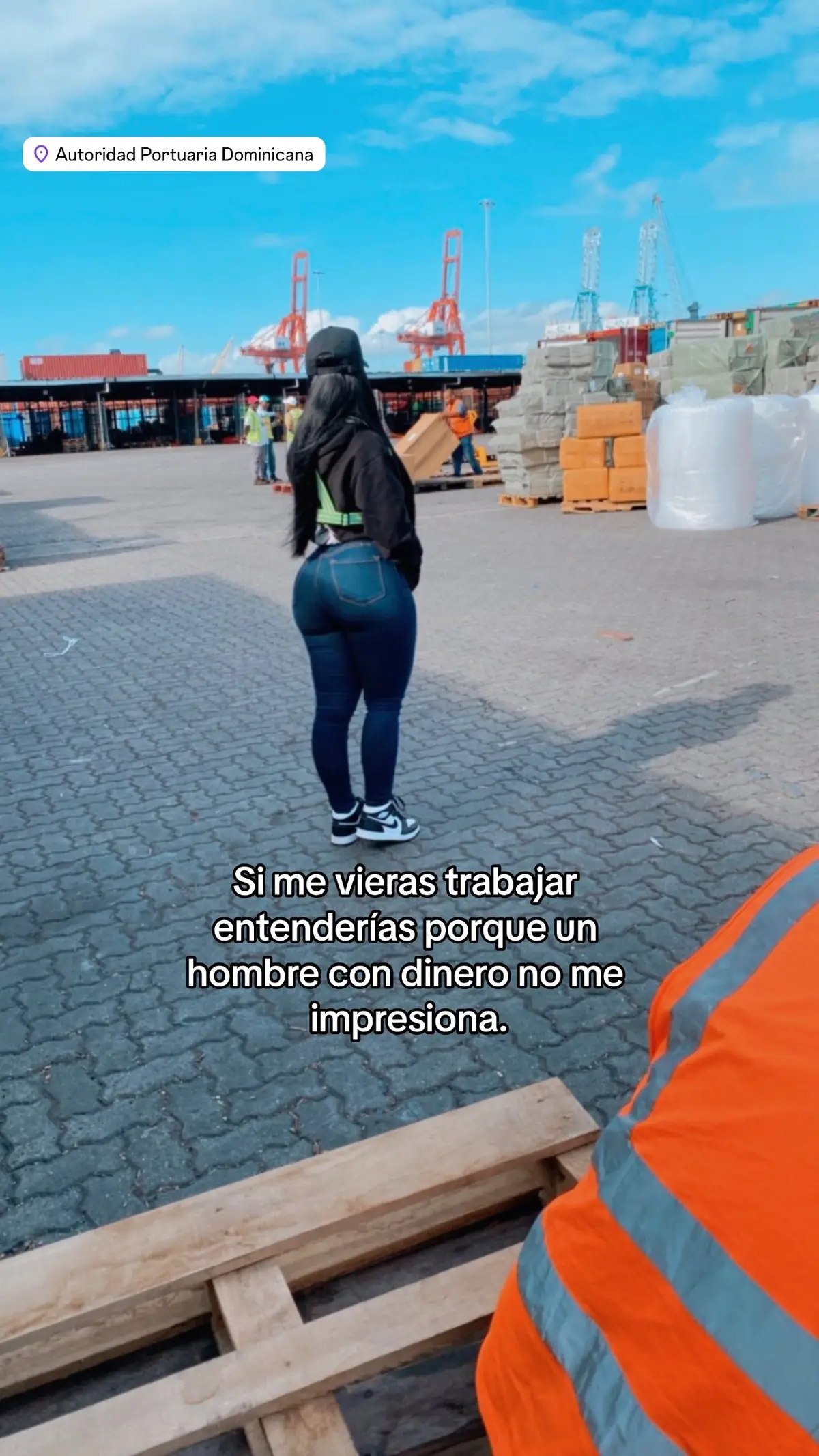 Soy hermosa, joven, trabajadora, buena persona y buena mujer; yo no pierdo nada. #morena #viral #tiktok #dominican #trabajandoduro 