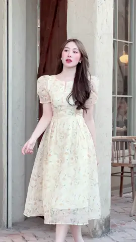 Elm đầm này đã đủ đốn tim các nàng chưa ạ 🌼🌼 #tutustore #damthietke #thoitrangnu #xinhdep #xuhuong 