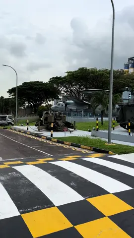 Outside the Air Force Museum today!   #hobby #DidYouKnow #l4l #fyp #fun #hobbybounties #singapore #airforcemuseum #airfix 