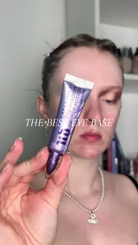 The best eye base 😍 @urban decay @BEAUTY BAY #eyeprimer #eyeshadowtutorial #metgala2024 #fyp 