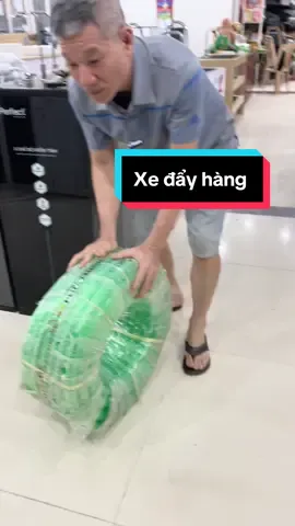 Xe đẩy kéo hàng dùng cho các hàng , đủ cân nặng chịu lực kéo khắp nơi #xedayhang #xedaygapgon #xuhuong 